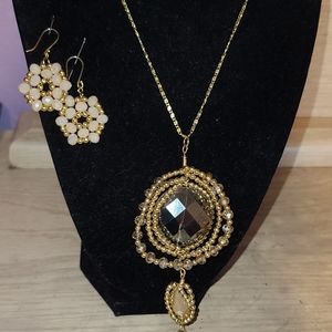 Necklace, earing set